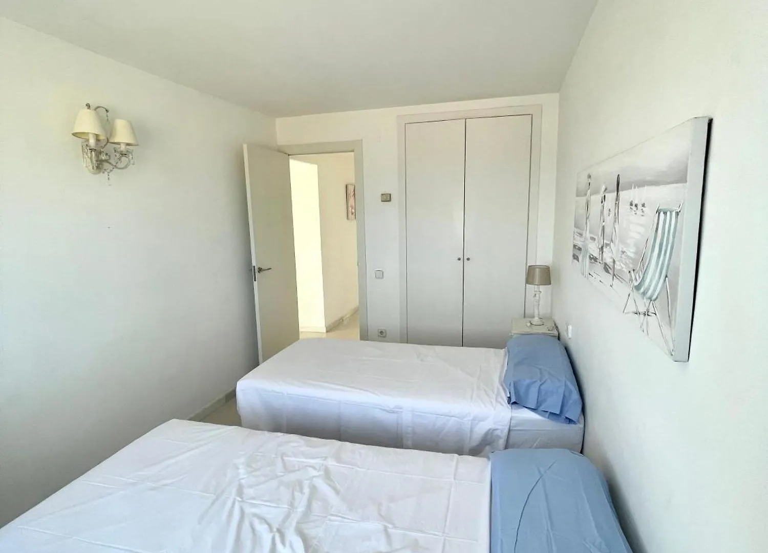 Apartamento Con Garaje En Primera Linea De Playa Torredembarra
